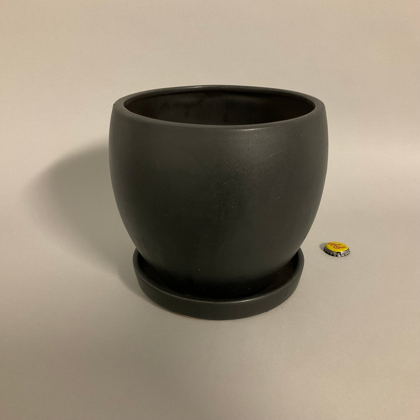Black Planter with Saucer