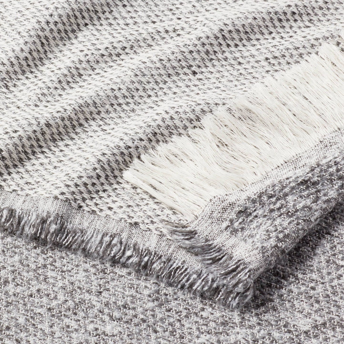 Marled Boucle Throw