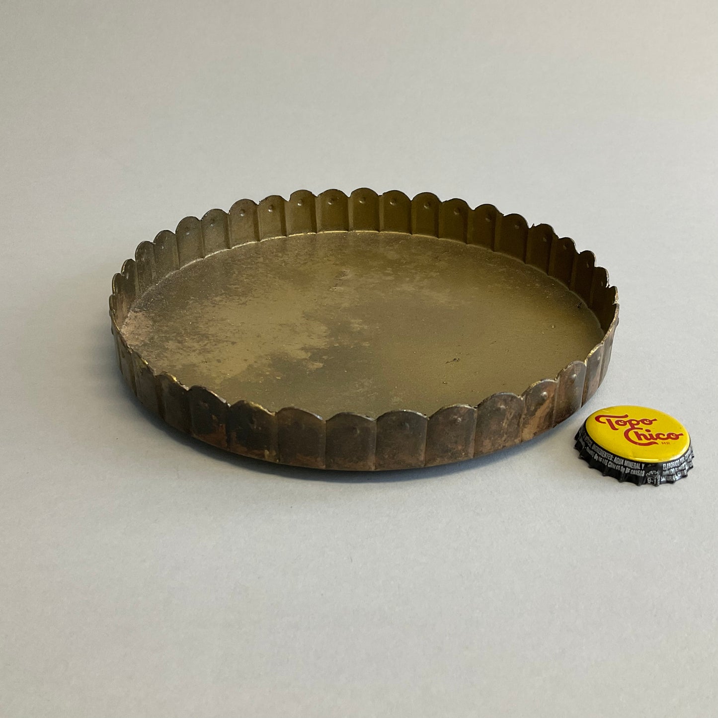 Round Metal Trays