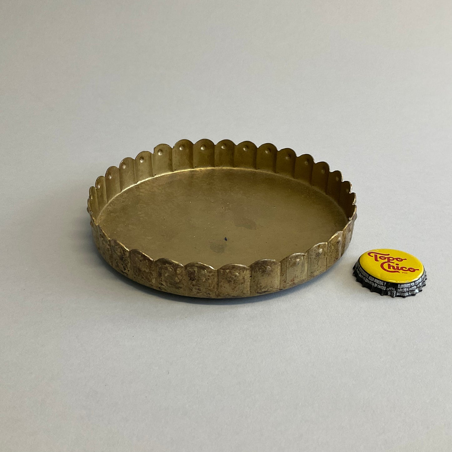 Round Metal Trays