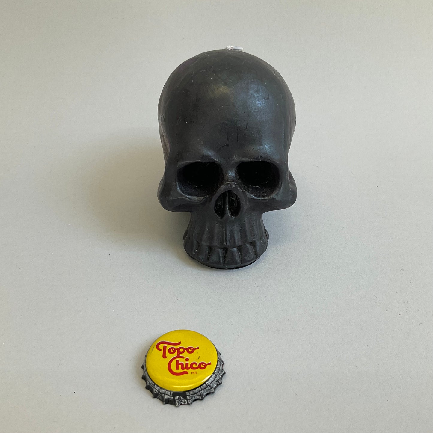 Black Skull Candle