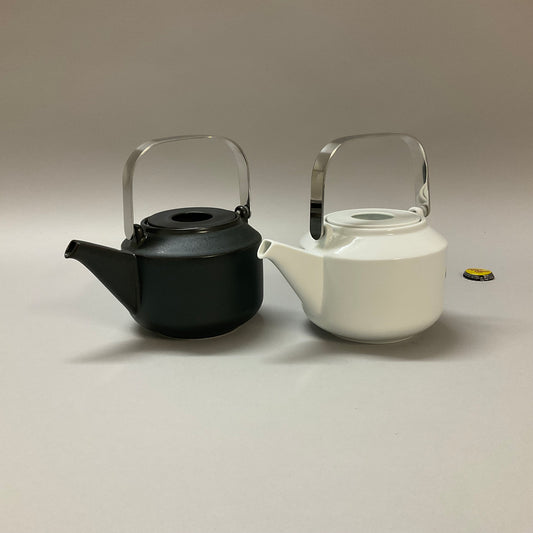 Porcelain Teapots