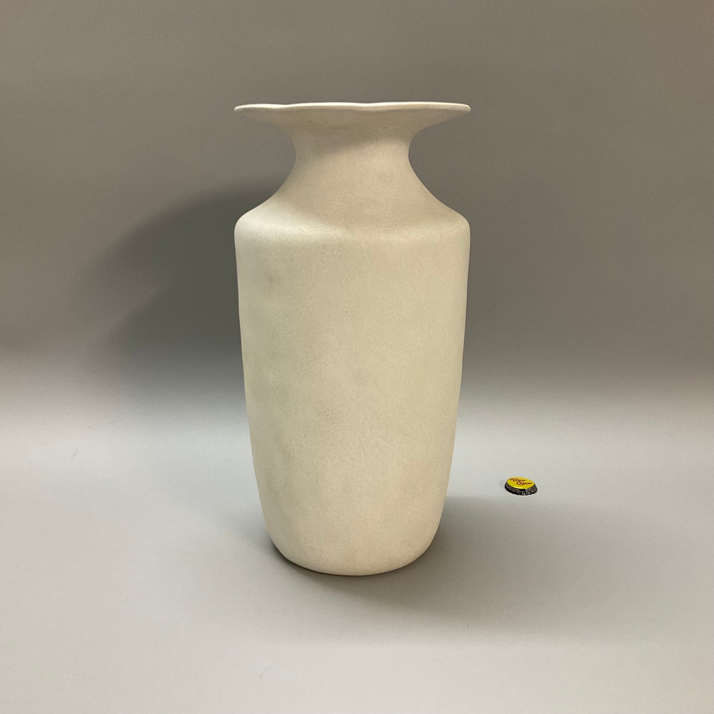Exaggerated Rim Ceramic Vases