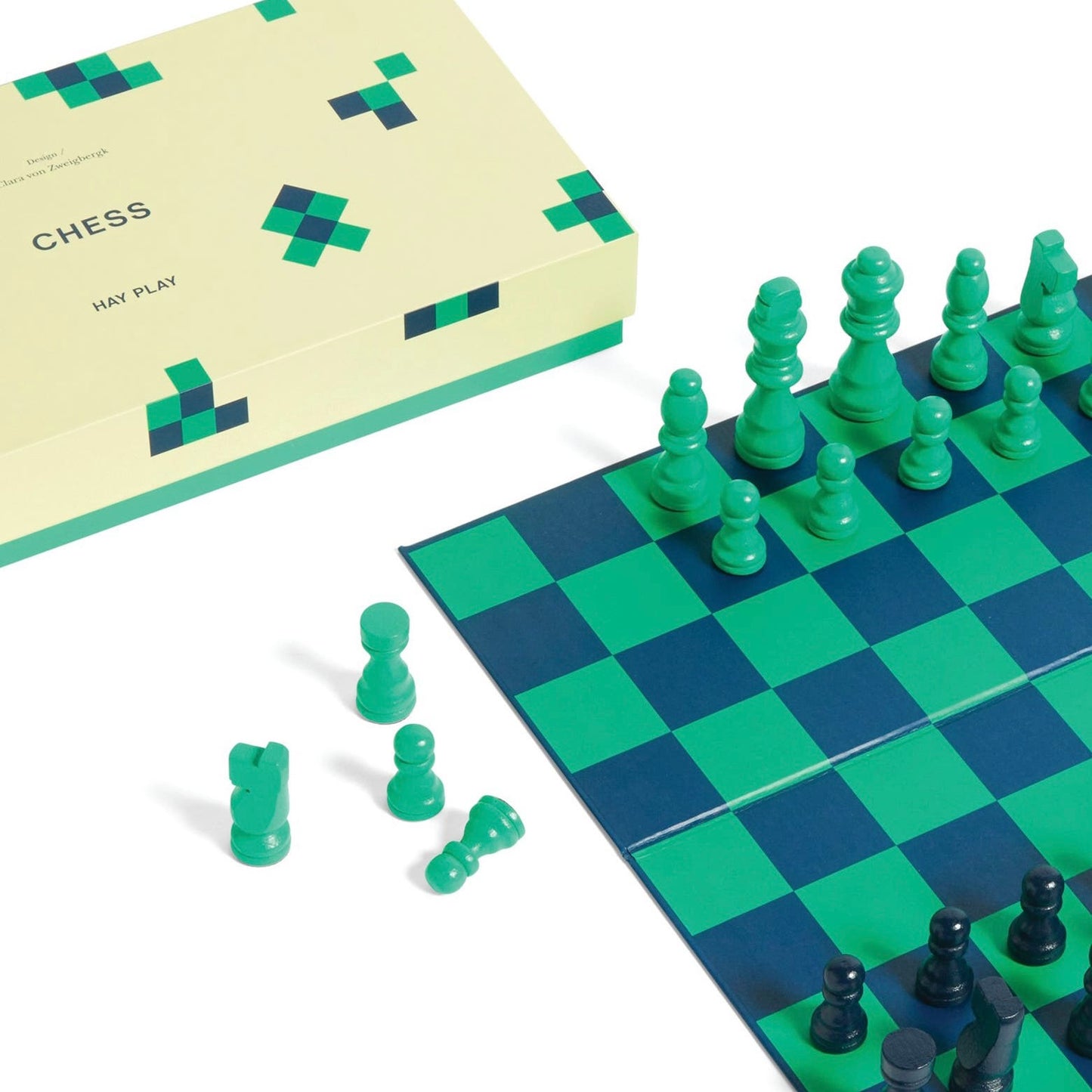 Green and Blue Chess Game