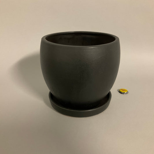 Black Planter with Saucer