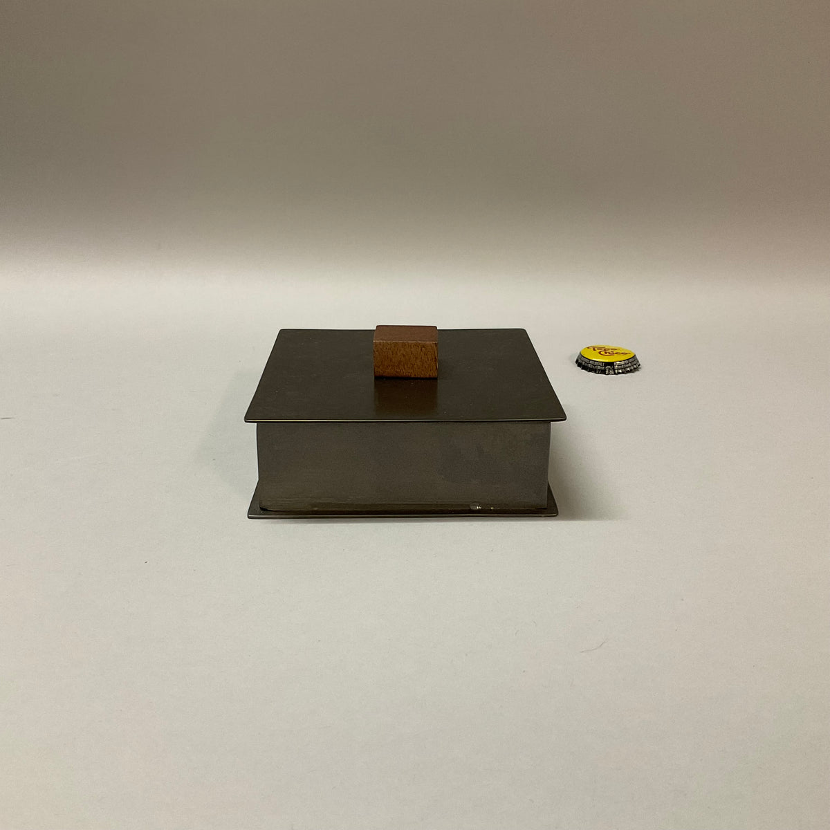 Wooden Knob Metal Boxes