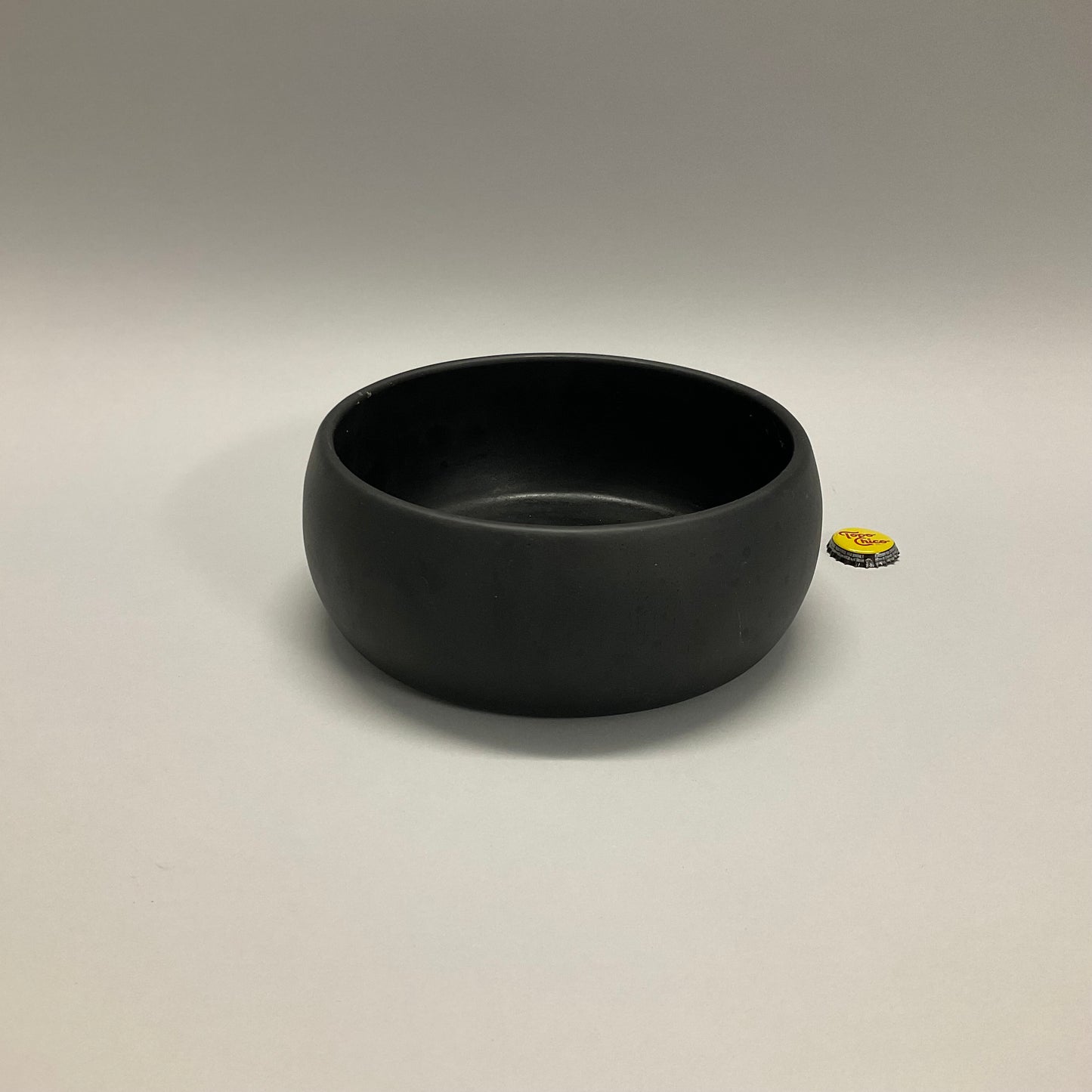 Black Acacia Serve Bowl