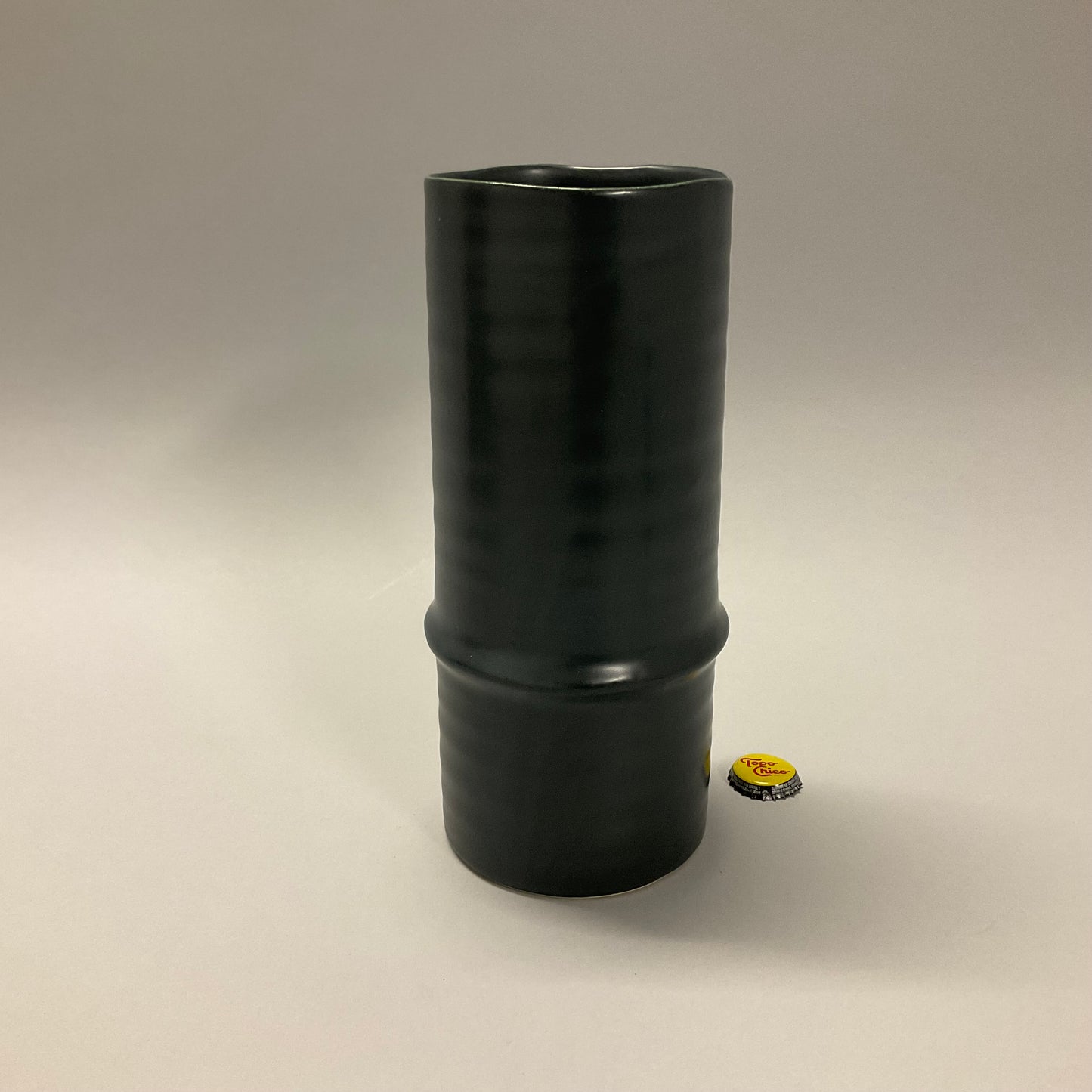 Black Bow Vase