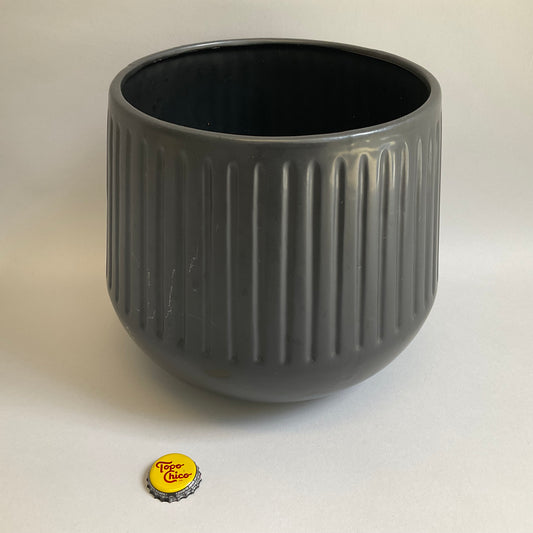 Black Planter