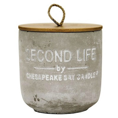 Wood Lidded Concrete Candle