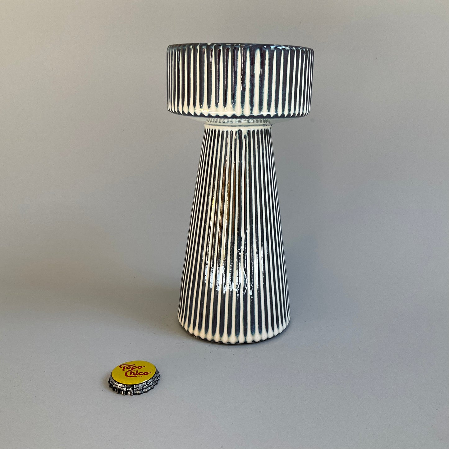 Ribbed Ceramic Pillar Holder